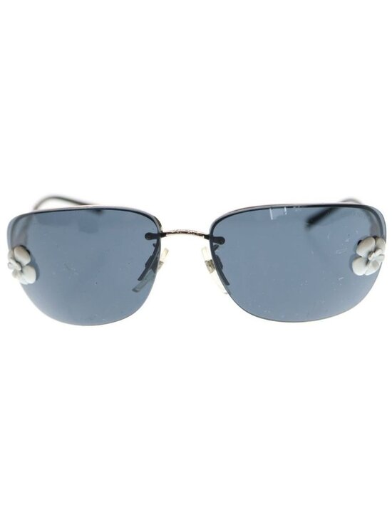 Chanel Camellia Sunglasses Black main image 4